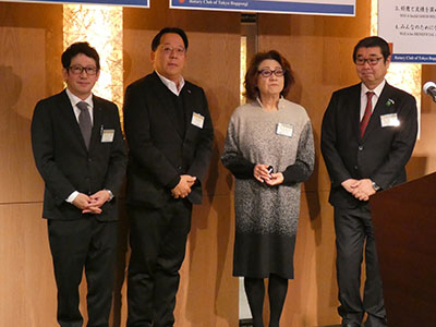 ポールハリスフェローバッチの贈呈