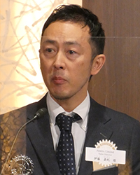 Sales Director　伊藤　嘉紀様